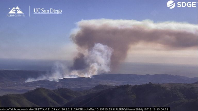 I-5 reopens near Camp Pendleton as wildfire burns more than 1,100 acres